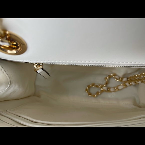 ‼️SOLD‼️Tory Burch savanna leather crossbody 💜💜 - Picture 6 of 9